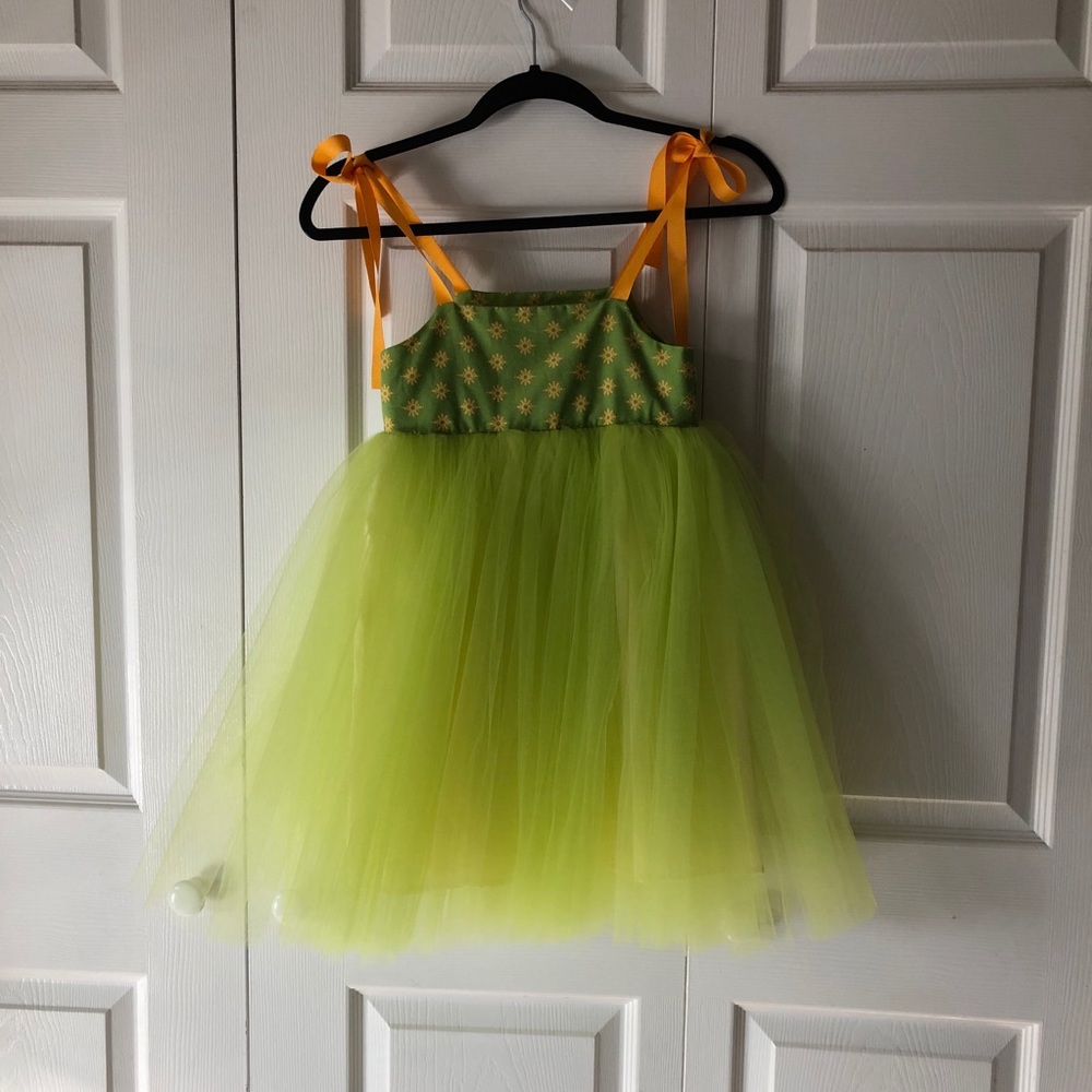 NWOT Moo Boo’s Costume Dress, size 4T